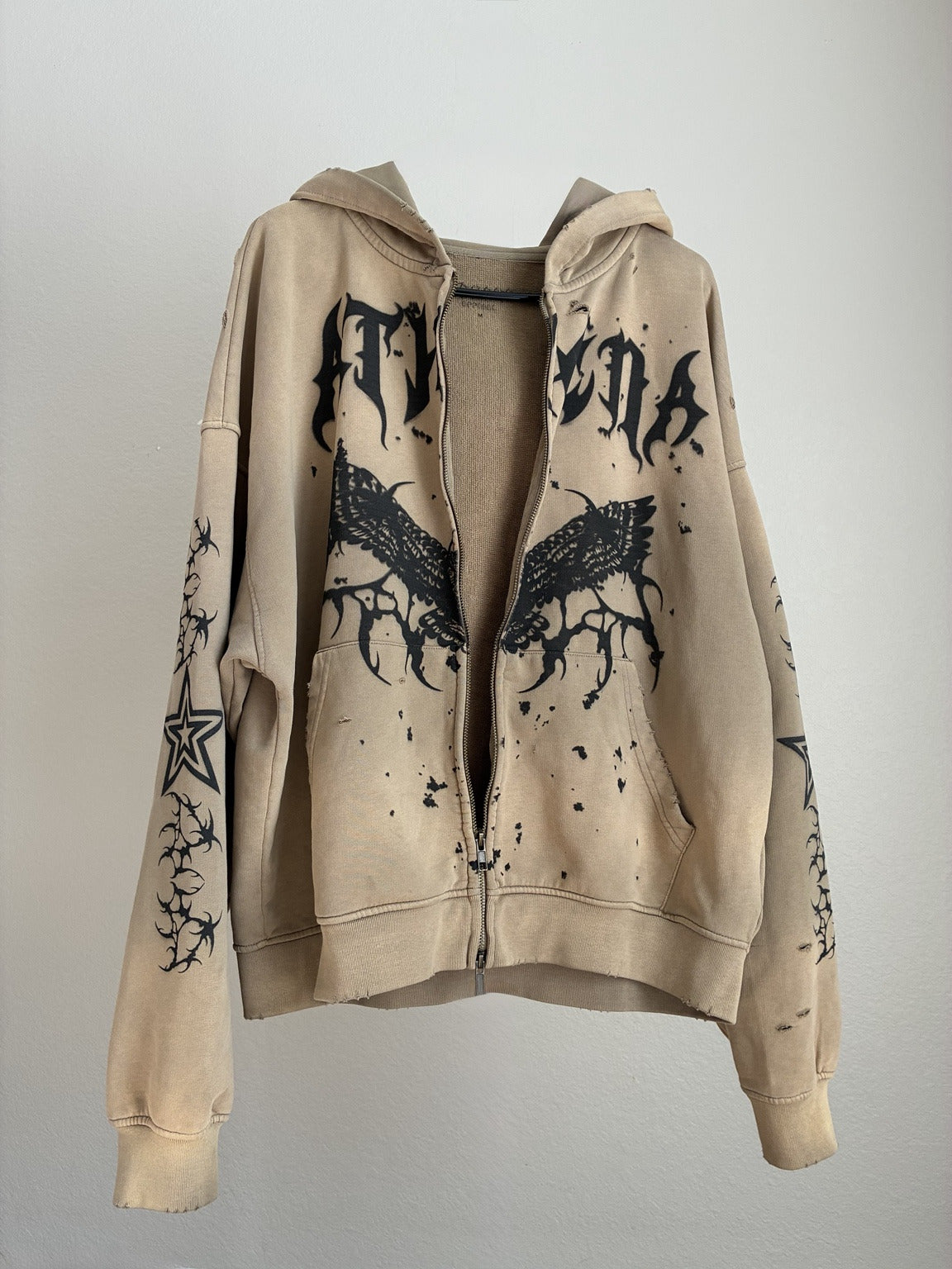 100% cotton ● Heavyweight ● Distressed Zip-Up Hoodie (420GSM)